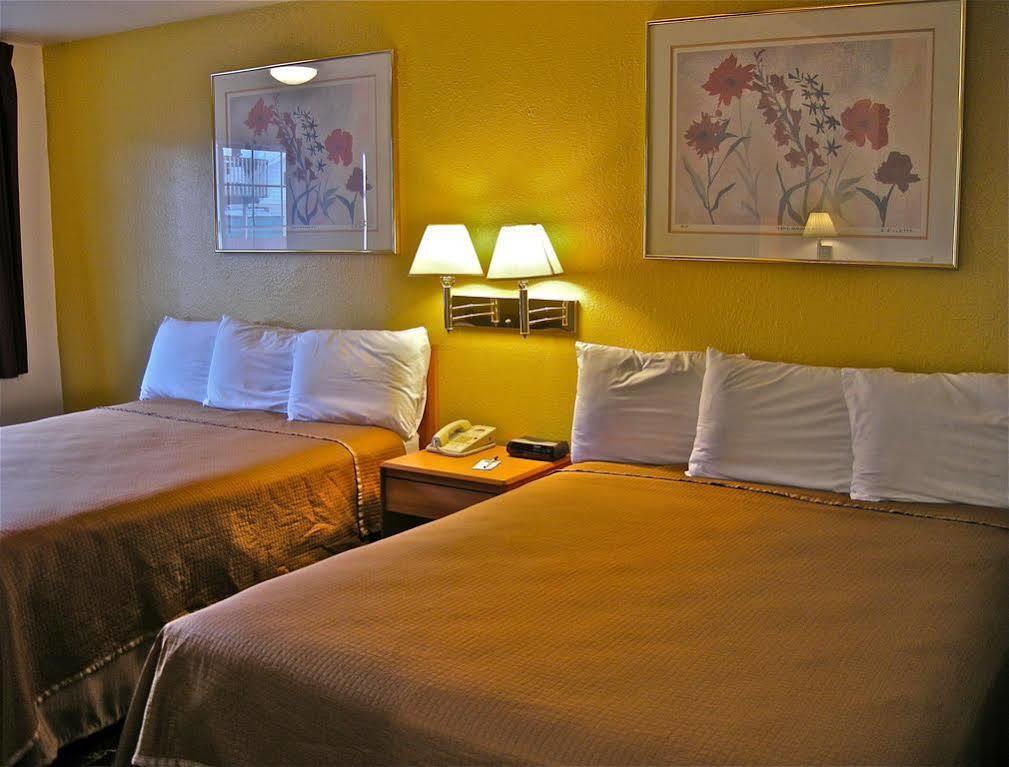 Travelodge By Wyndham Pendleton Or Εξωτερικό φωτογραφία